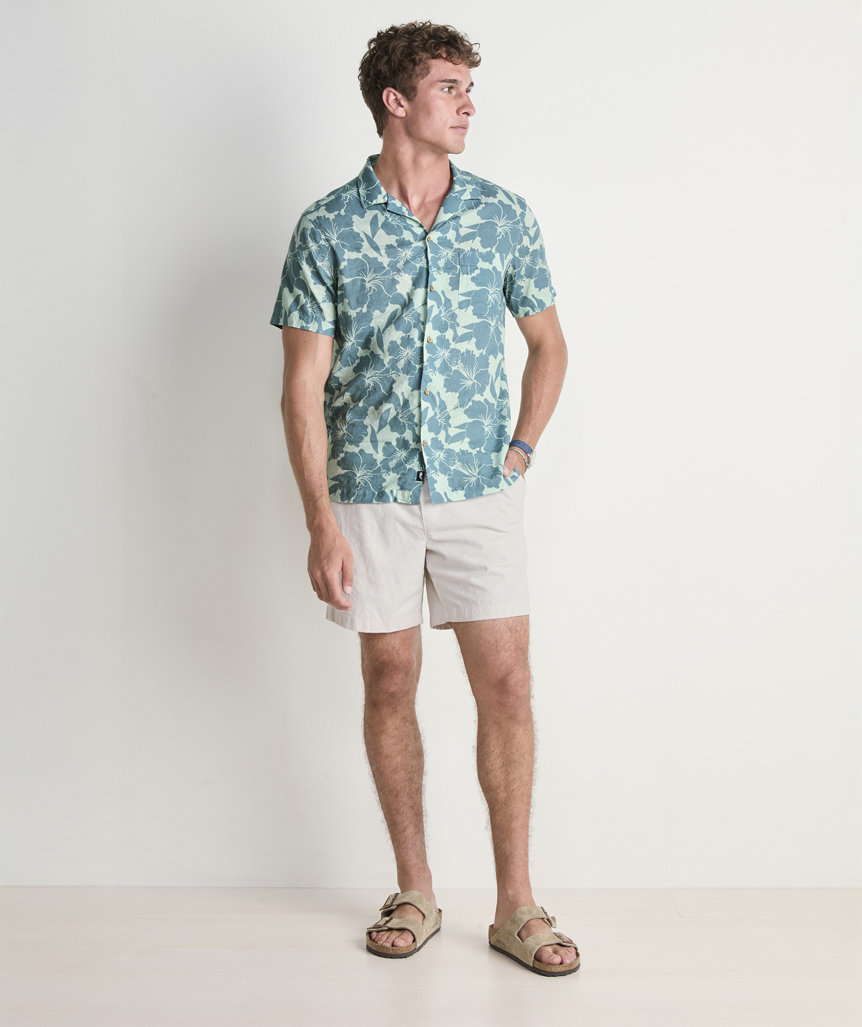 21076-hibiscus-floral-linen-blend-short-sleeve-cabana-shirt-1.jpg