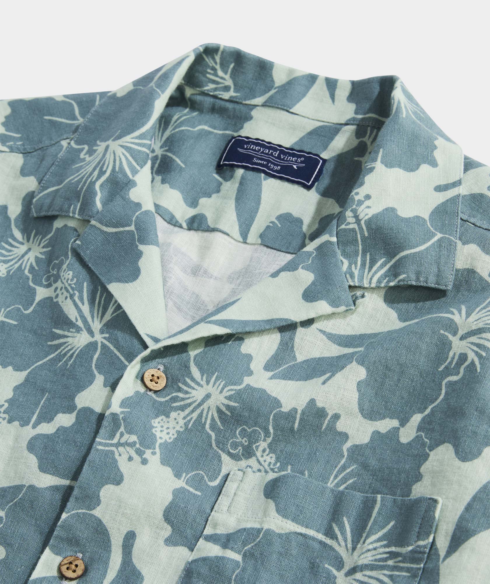 21076-hibiscus-floral-linen-blend-short-sleeve-cabana-shirt-1.jpg