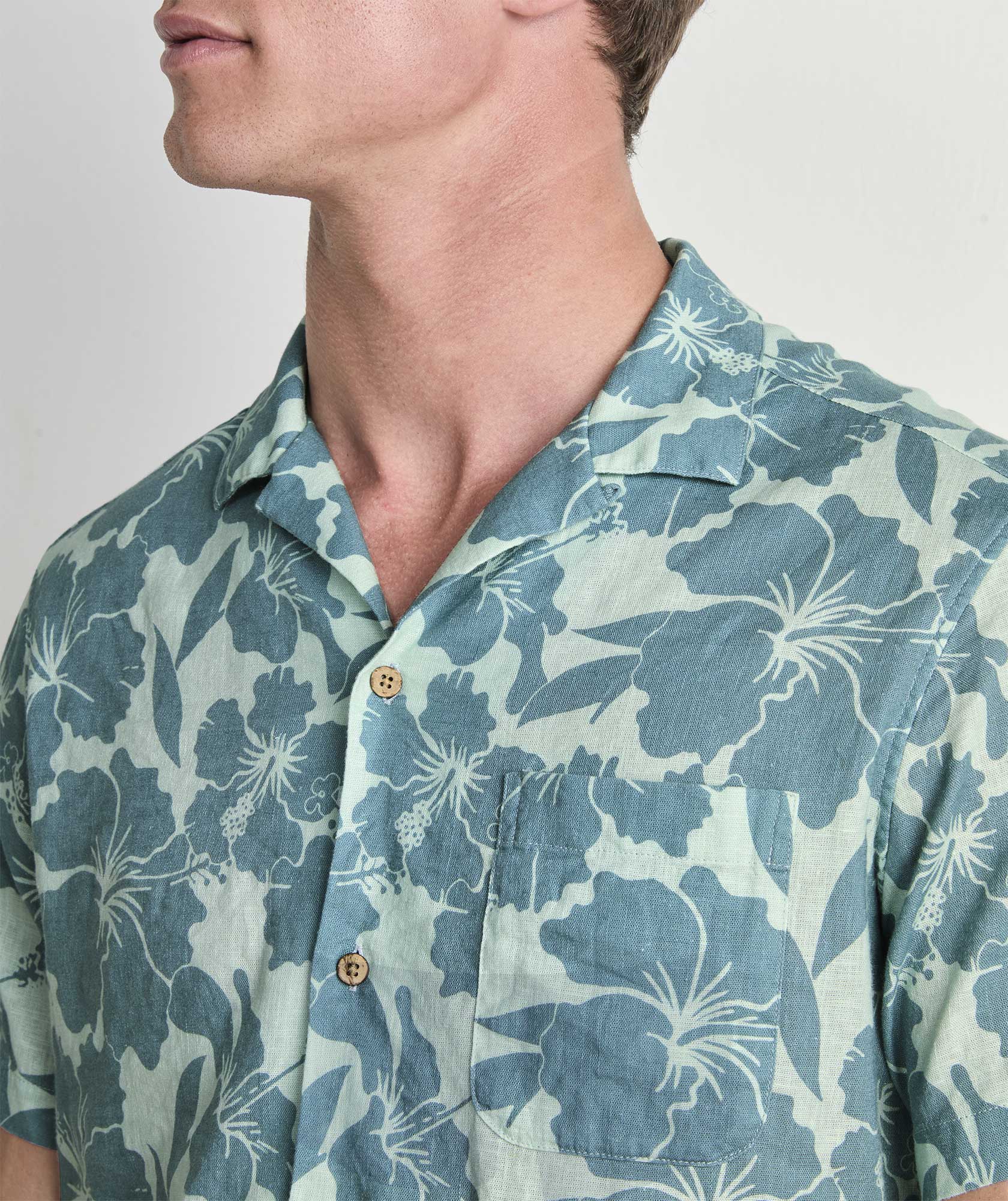 21076-hibiscus-floral-linen-blend-short-sleeve-cabana-shirt-1.jpg