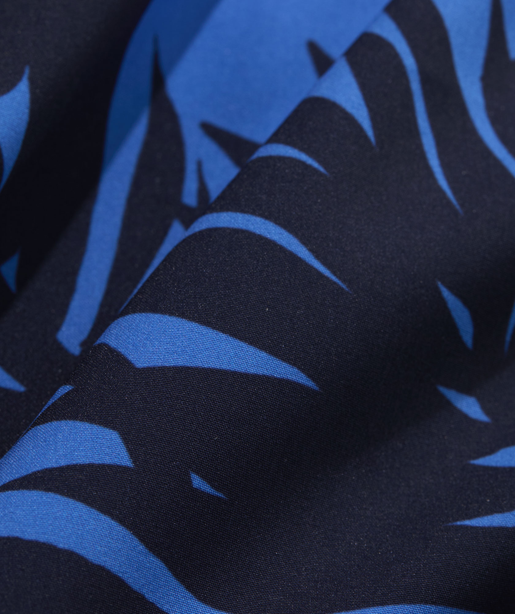 24648-7-inch-printed-chappy-swim-trunks-tide-blue-xl-variation-1.jpg