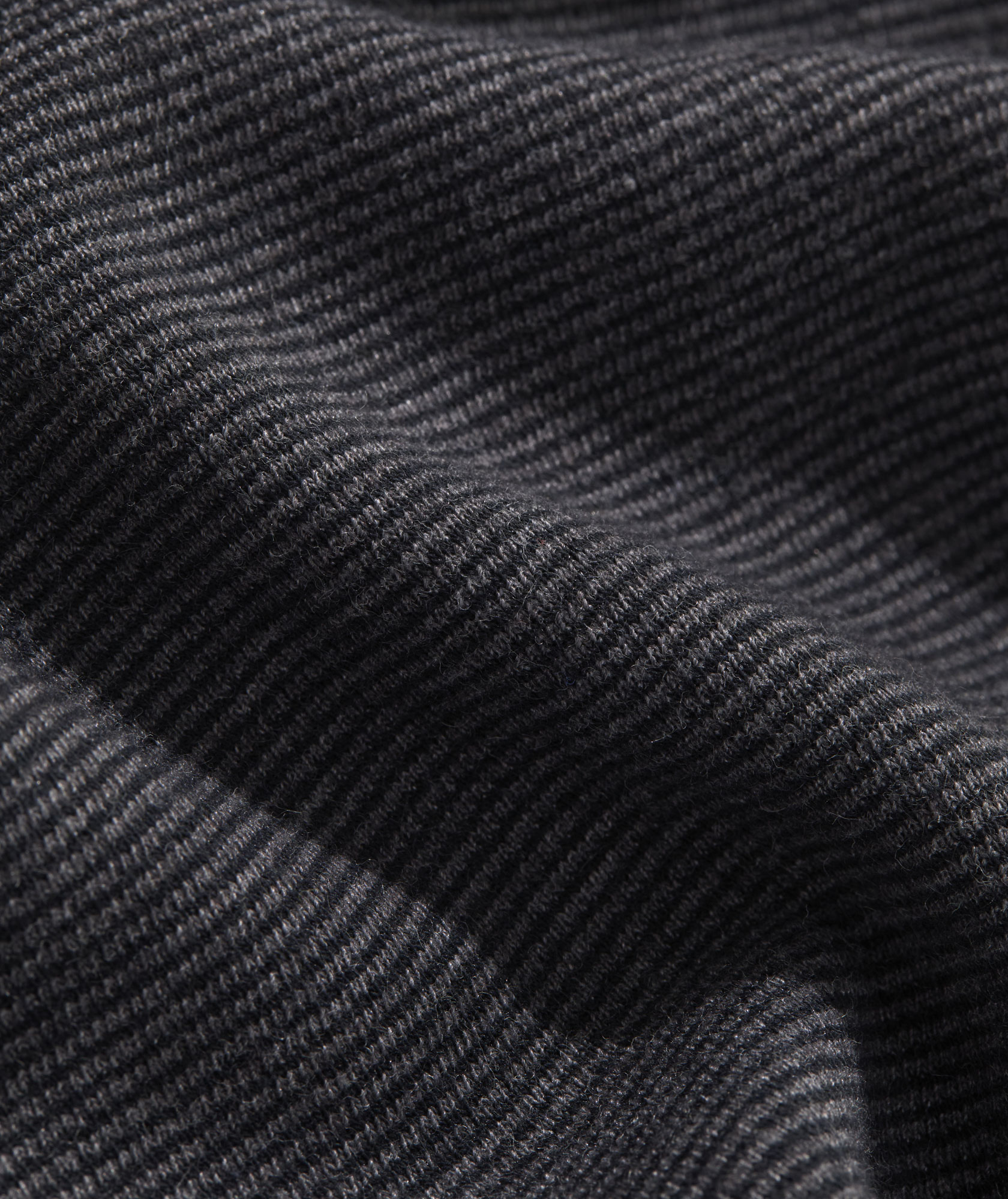 664-boys-saltwater-quarter-zip-jet-black-xl-variation-1.webp