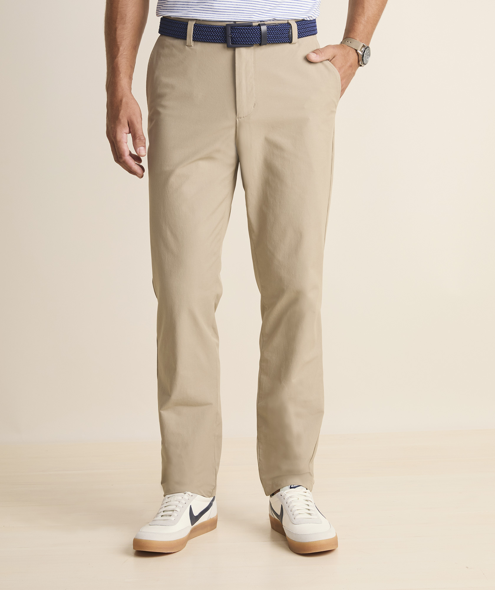 Performance On-The-Go Straight Fit Pants