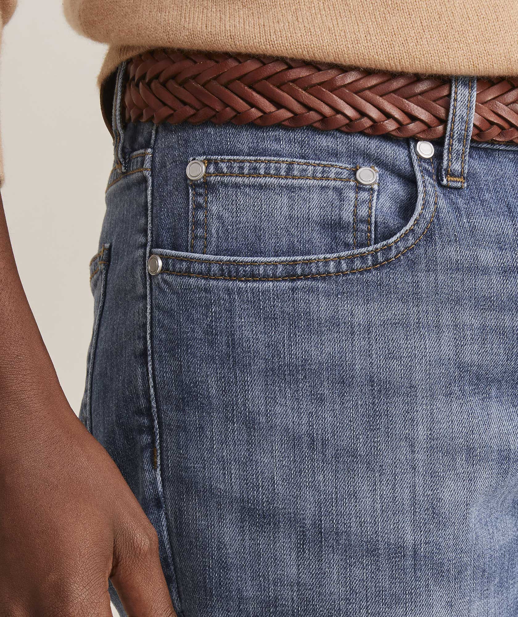38592-harbor-wash-jeans-1.webp