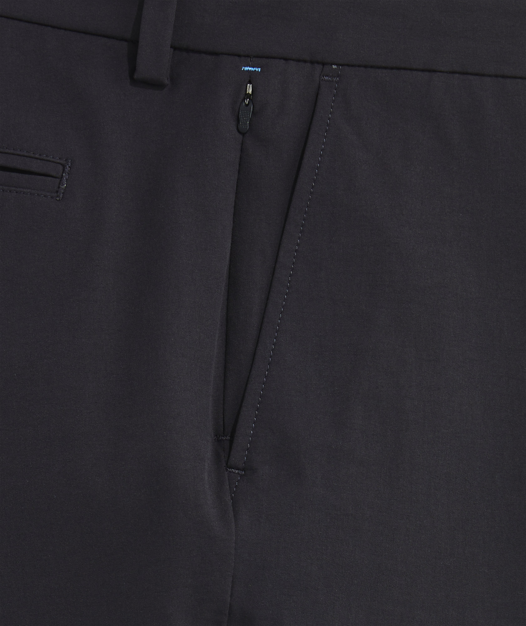 40169-7-inch-performance-on-the-go-shorts-dark-night-31-variation-1.jpg