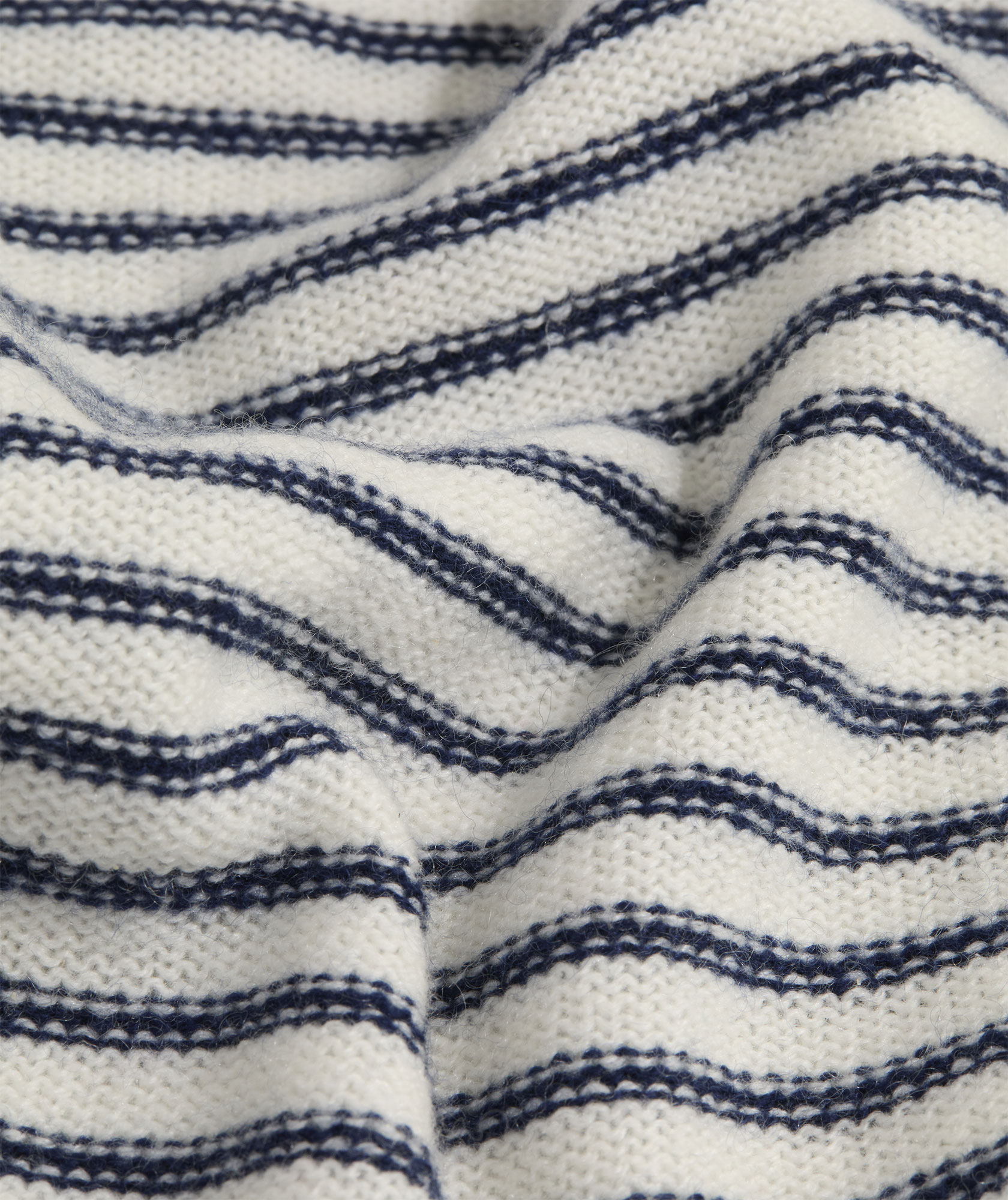 53983-seaspun-cashmere-sweater-marshmallow-xxs-variation-1.jpg