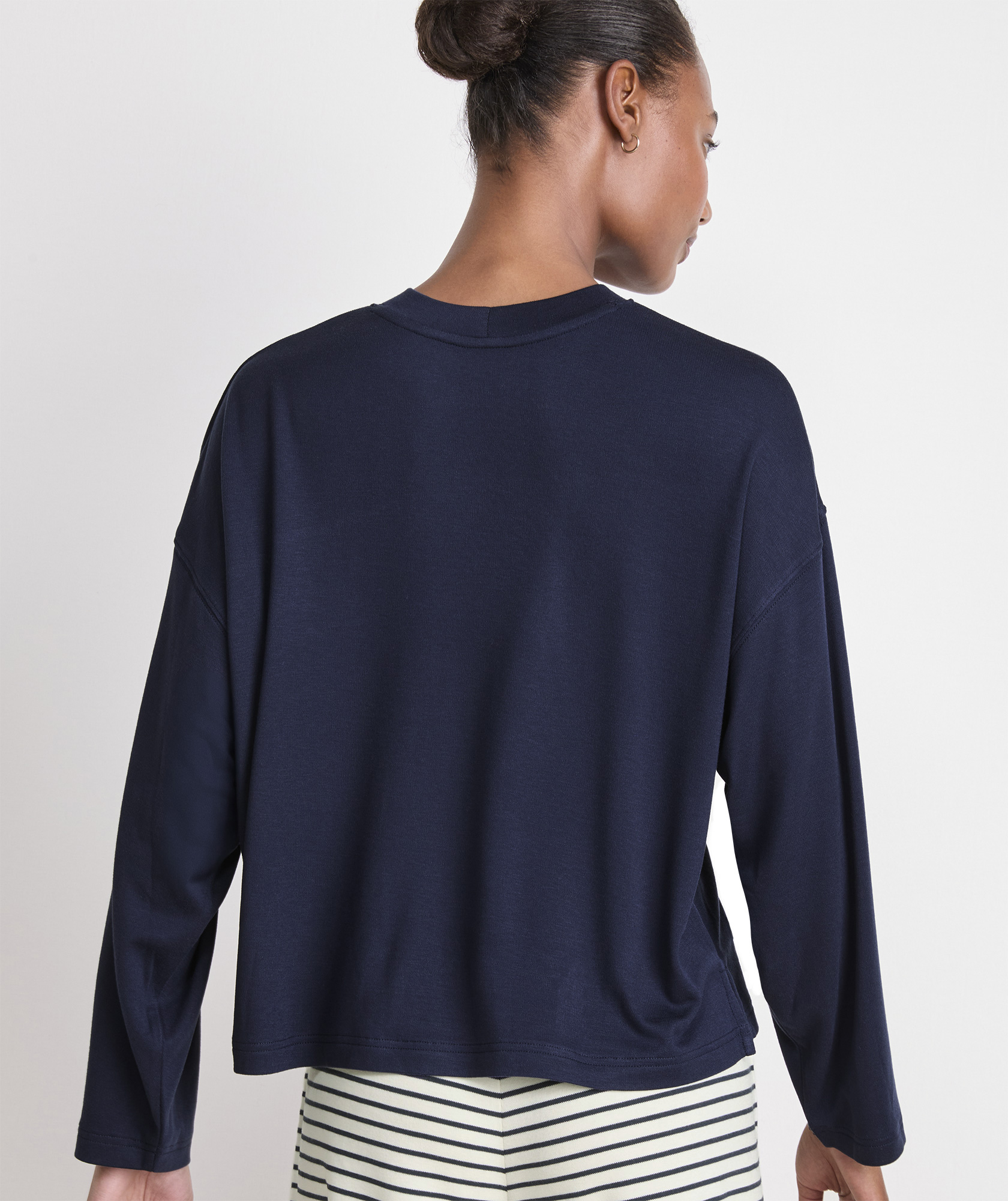 55771-dreamy-jersey-pullover-1.jpg