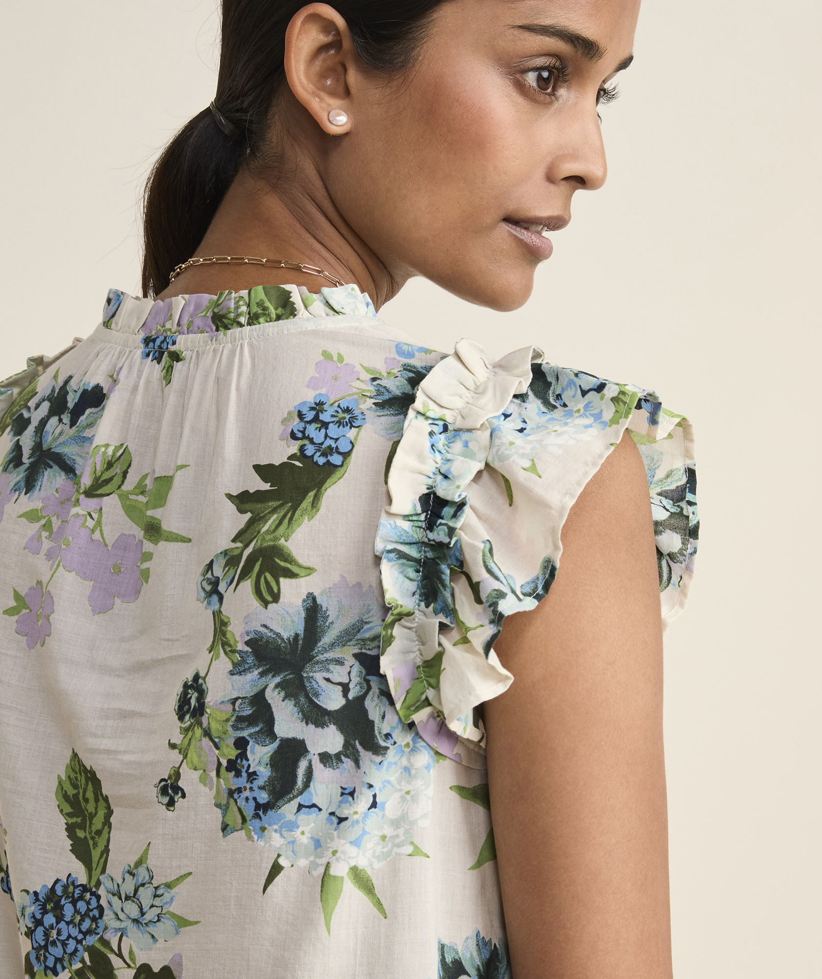 56750-floral-ruffle-popover-1.jpg